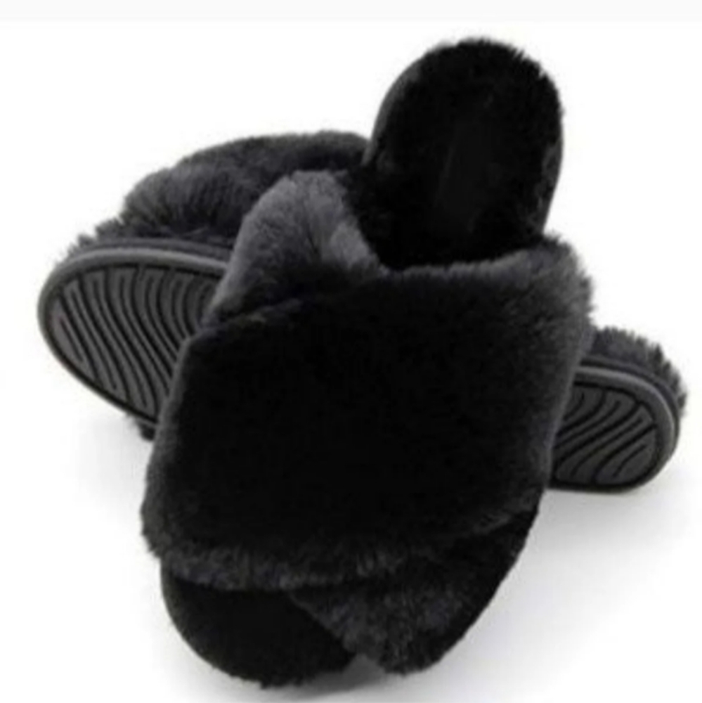 New! Plush Black criss cross faux fur open toe bunny Slipper